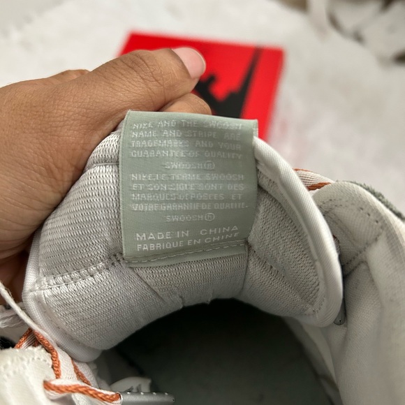 Women’s Sea Foam  Air Jordan Retro High 1’s - Picture 3 of 6